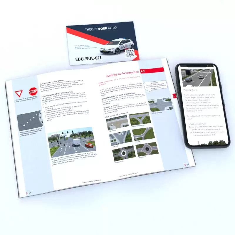 Binnenkant Edudrive Auto Theorieboek B – voorbeeldpagina met theorie en duidelijke uitleg voor het CBR-theorie-examen